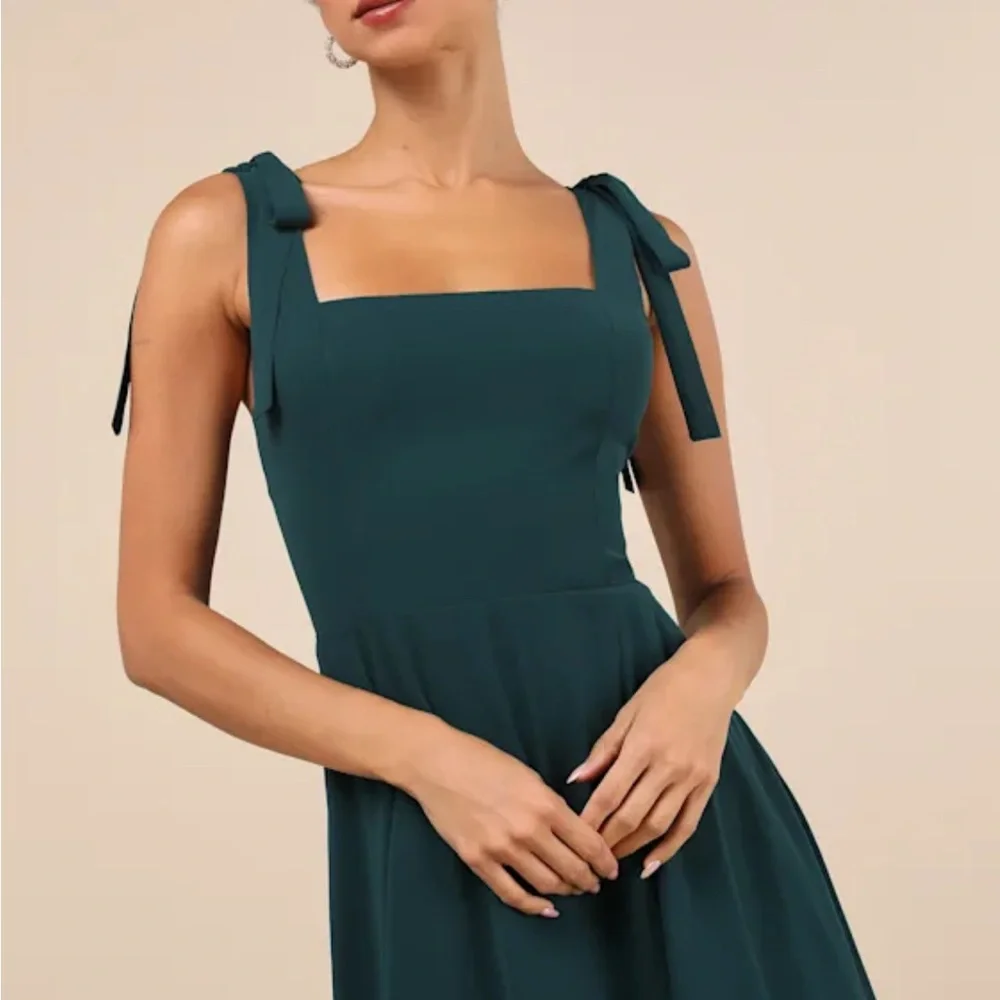 NWT Lulus Green Maxi Dress- Bridesmaid- Evening Gown-Event - Picture 5 of 8